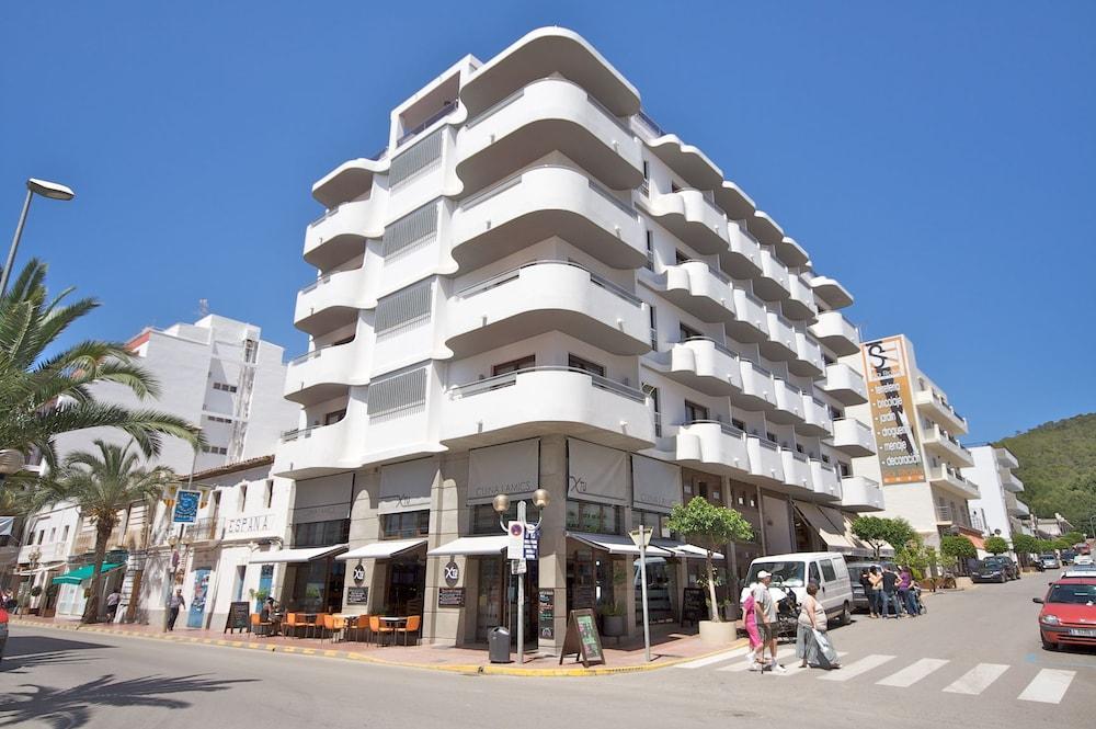 Apartamentos Parot Quality Santa Eularia des Riu Exterior photo