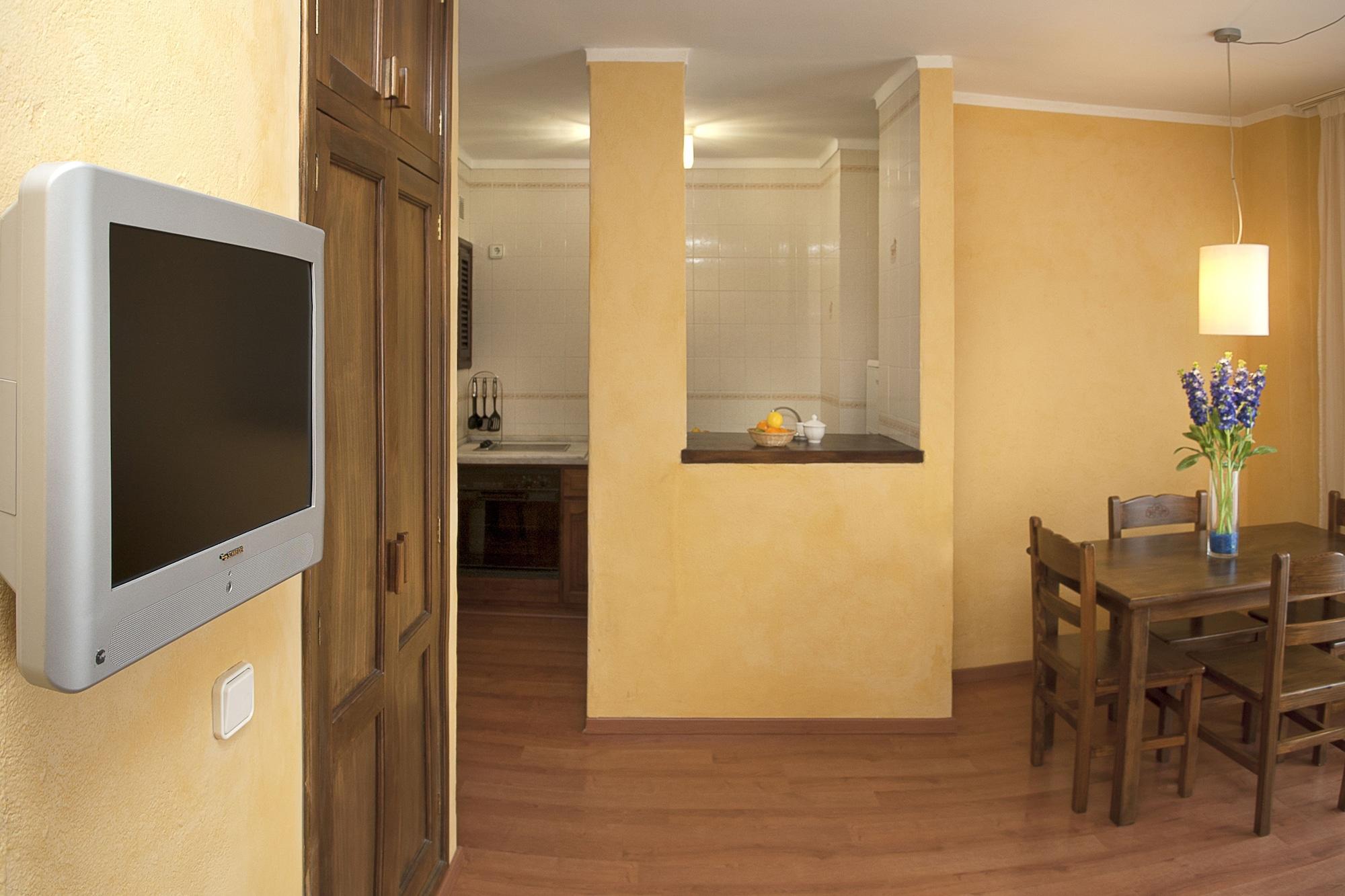 Apartamentos Parot Quality Santa Eularia des Riu Exterior photo