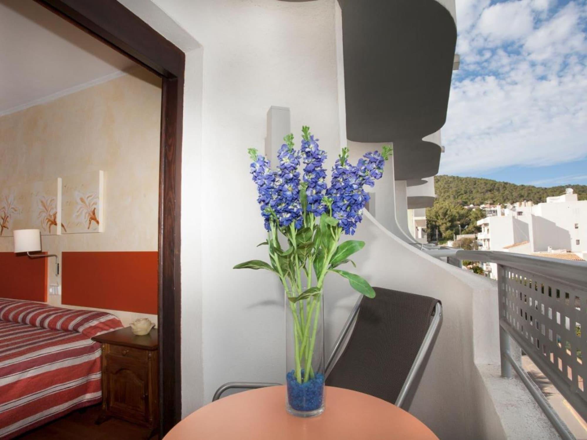 Apartamentos Parot Quality Santa Eularia des Riu Exterior photo