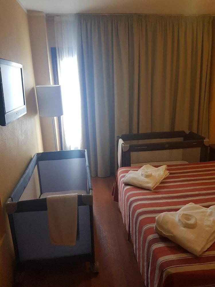 Apartamentos Parot Quality Santa Eularia des Riu Exterior photo