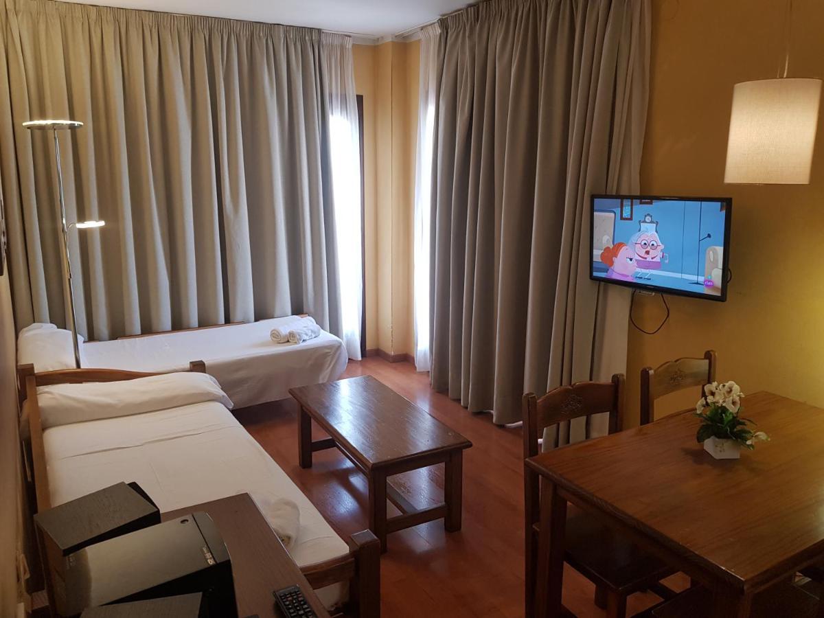Apartamentos Parot Quality Santa Eularia des Riu Exterior photo